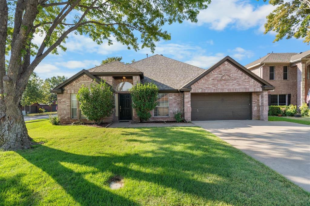 1718 Falcon Drive Property Photo 1