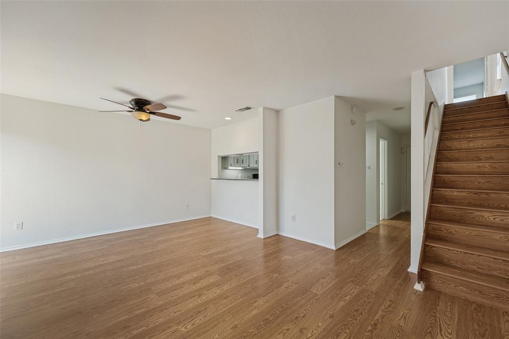 10 W Meadow Lane Property Photo 10