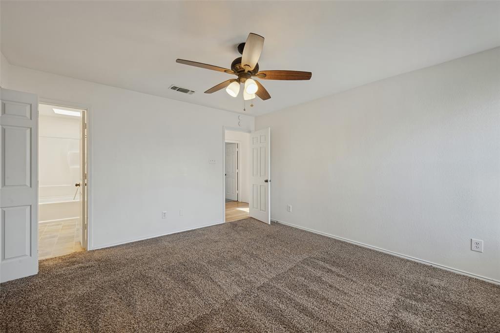 10 W Meadow Lane Property Photo 16