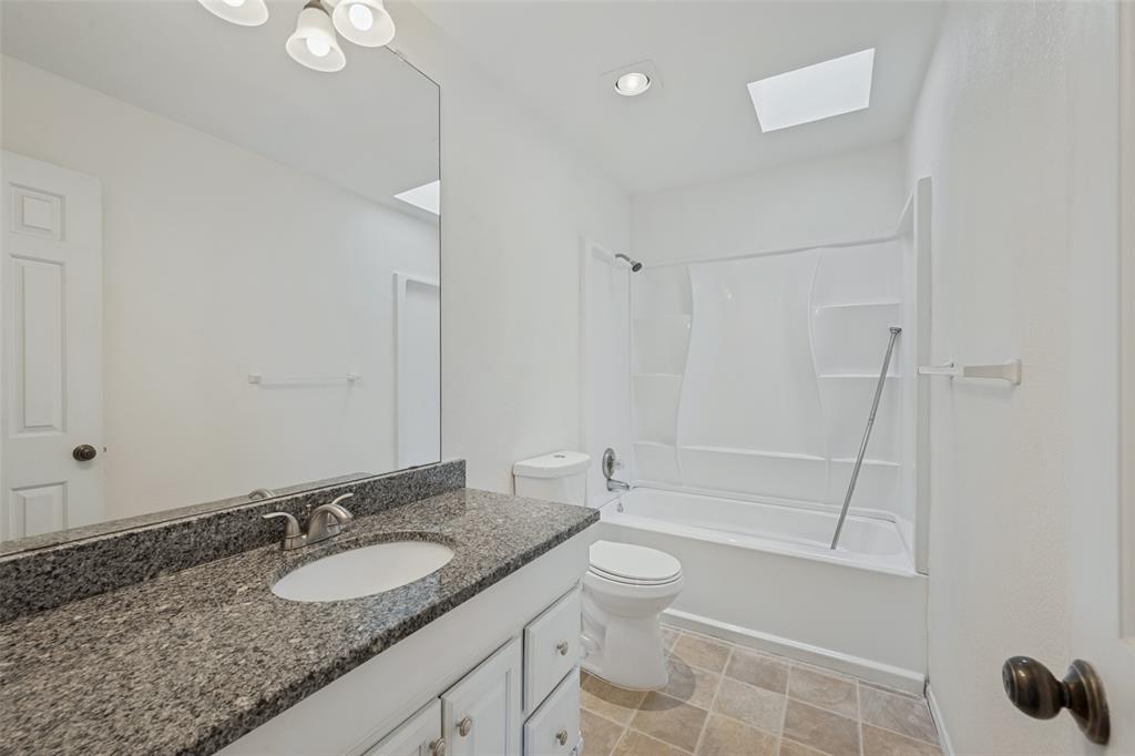 10 W Meadow Lane Property Photo 18