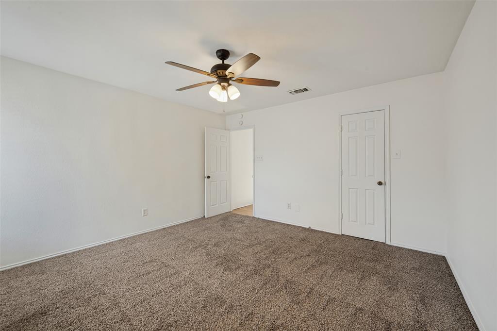 10 W Meadow Lane Property Photo 21