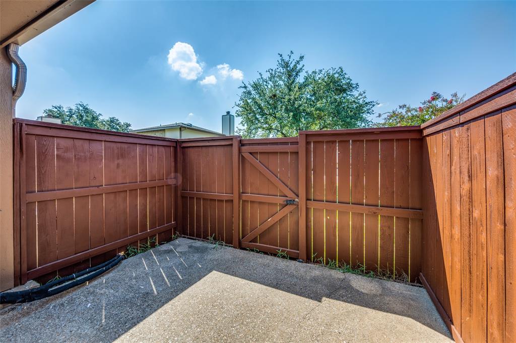 10 W Meadow Lane Property Photo 23