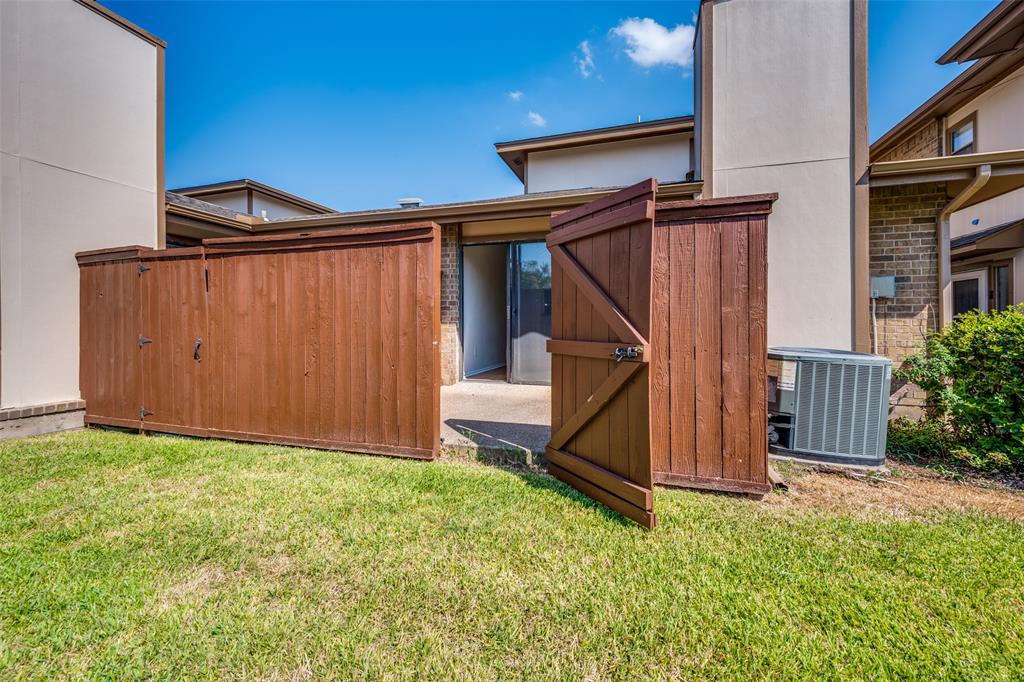 10 W Meadow Lane Property Photo 24