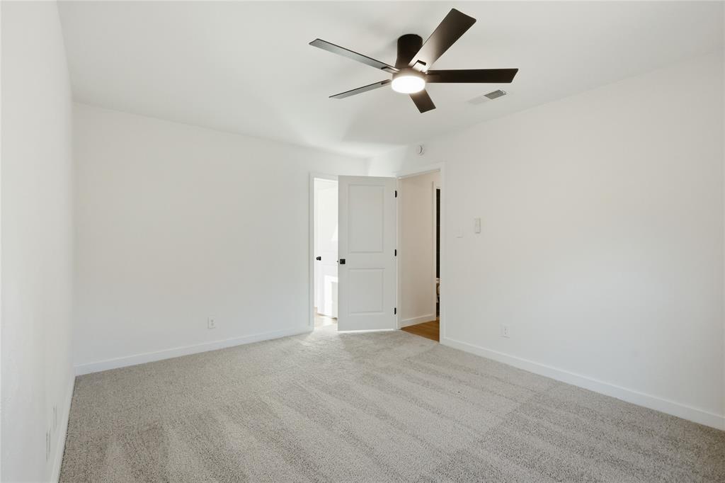 527 W Aubrey Street Property Photo 12