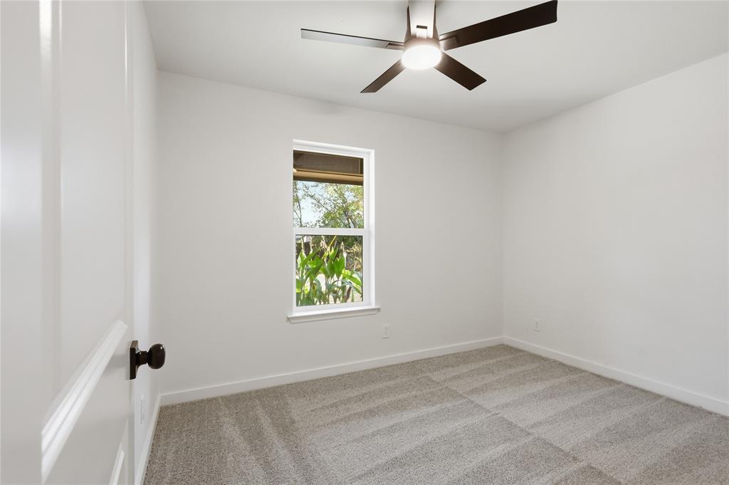 527 W Aubrey Street Property Photo 15