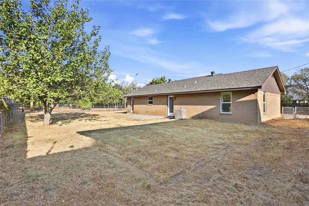 527 W Aubrey Street Property Photo 18