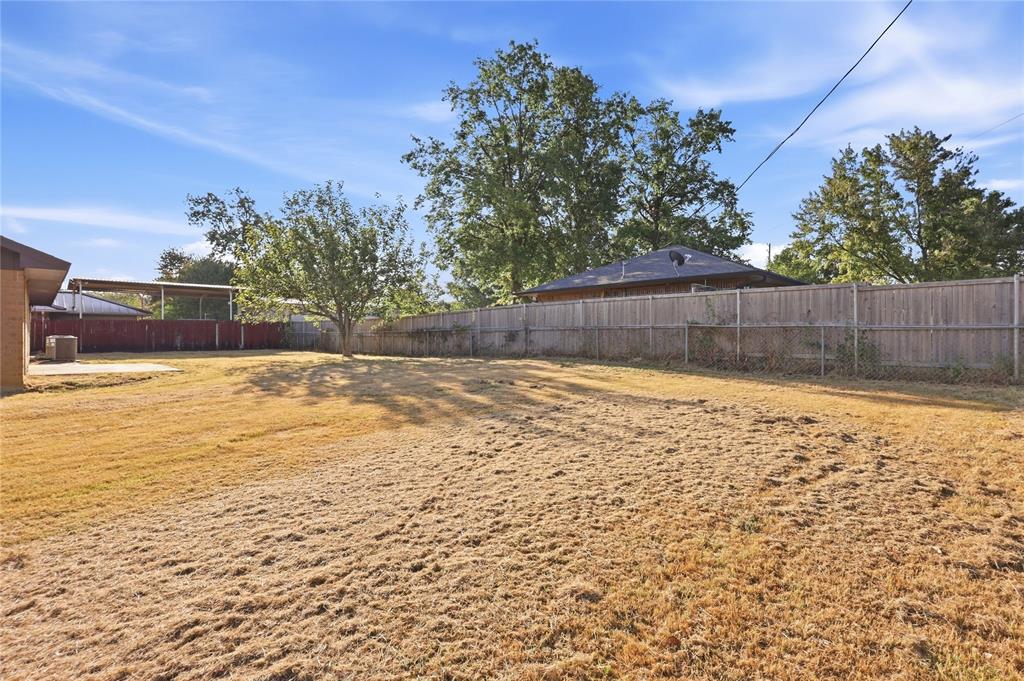 527 W Aubrey Street Property Photo 20