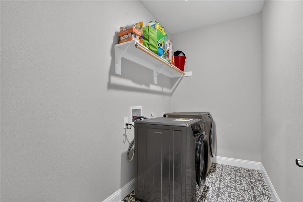 1070 Mickelson Drive Property Photo 34