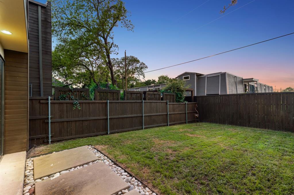 2913 Reagan Street Property Photo 4