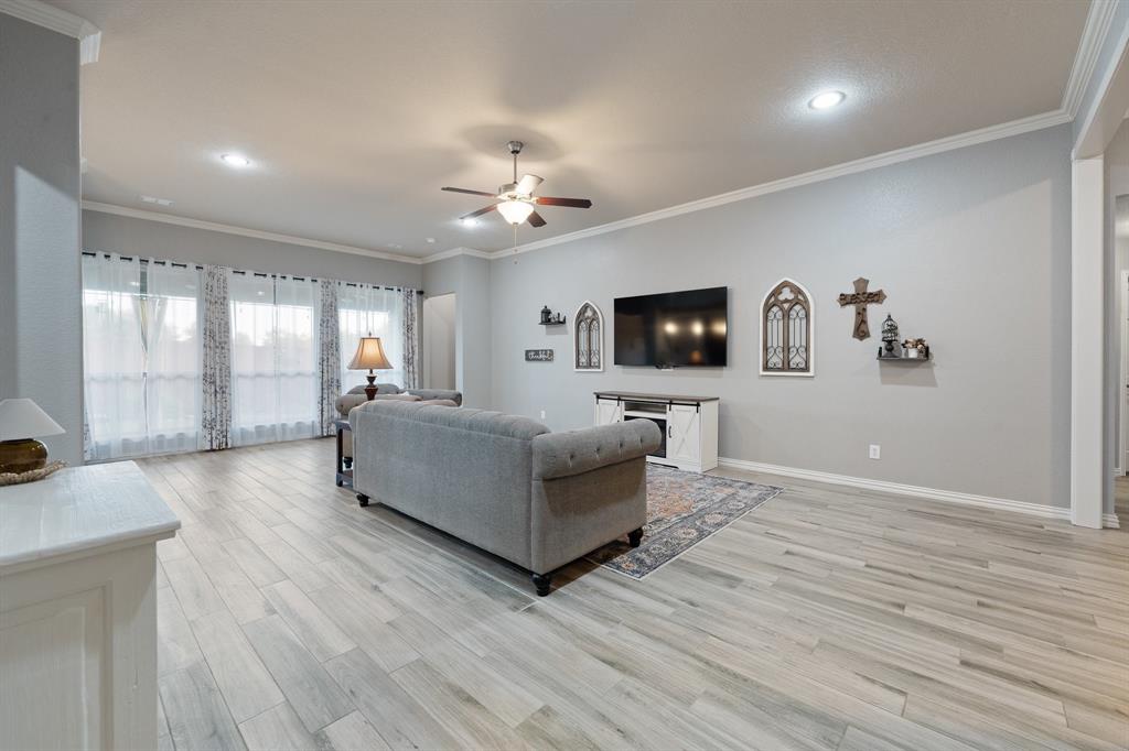 312 Nutmeg Property Photo 16