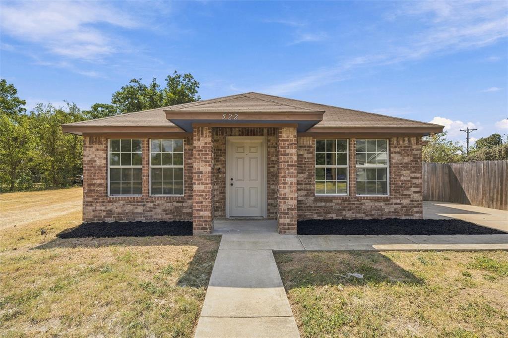 522 Lottie Street Property Photo 1