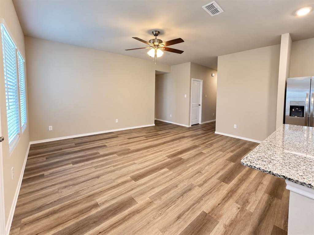 2721 Flowers Drive Property Photo 3