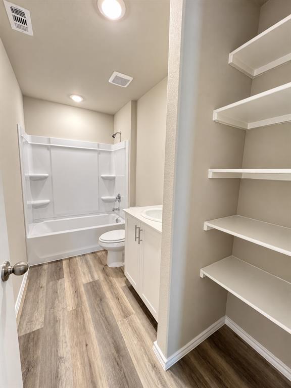 2721 Flowers Drive Property Photo 12