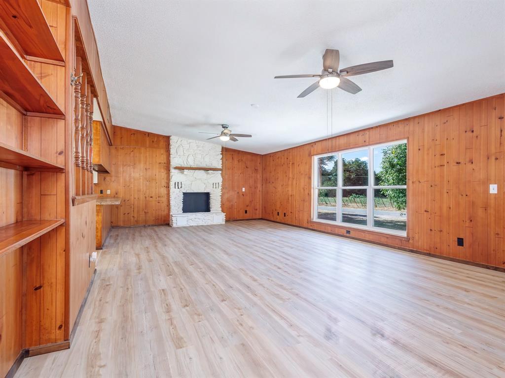 1604 Dublin Street Property Photo 8
