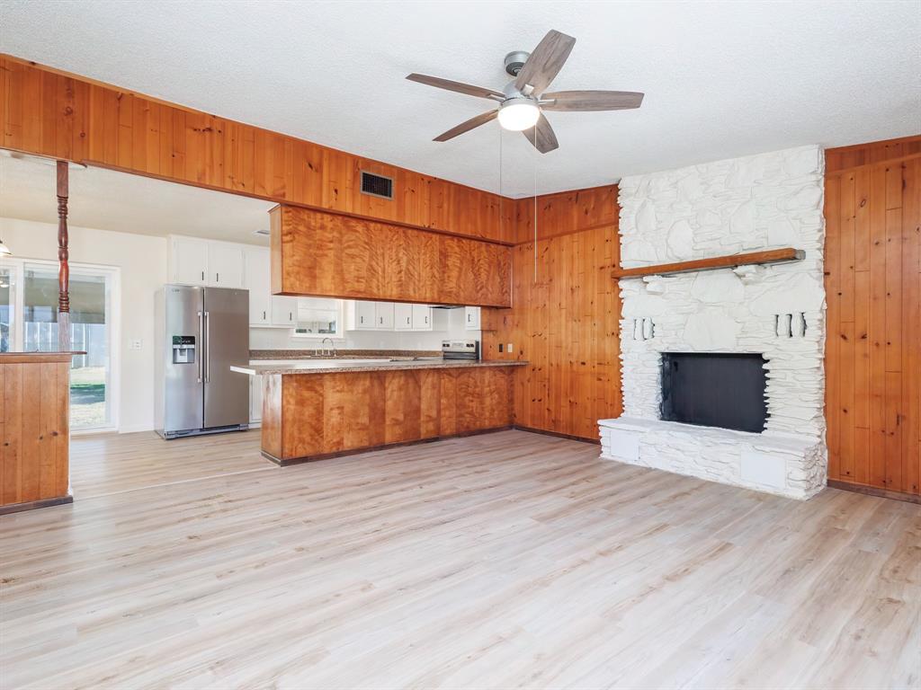 1604 Dublin Street Property Photo 10
