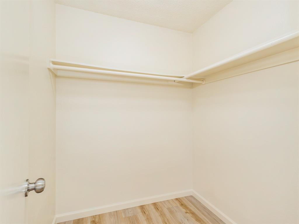 1604 Dublin Street Property Photo 16