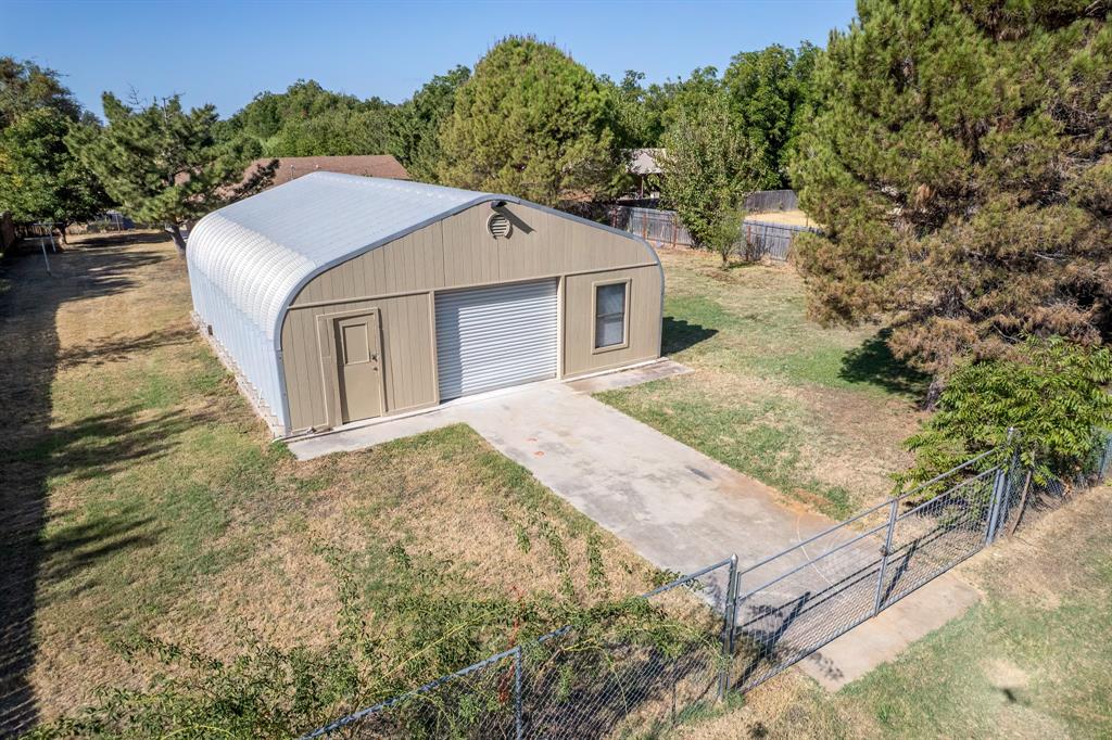 1604 Dublin Street Property Photo 20