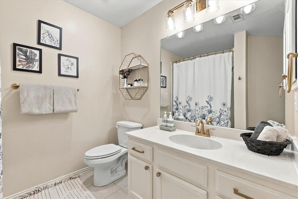 1125 Shadetree Lane Property Photo 20