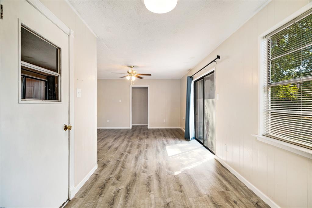 1165 22 Nd Property Photo 6