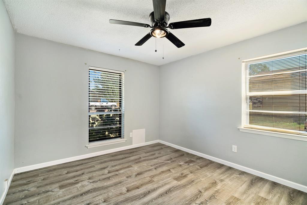 1165 22 Nd Property Photo 14