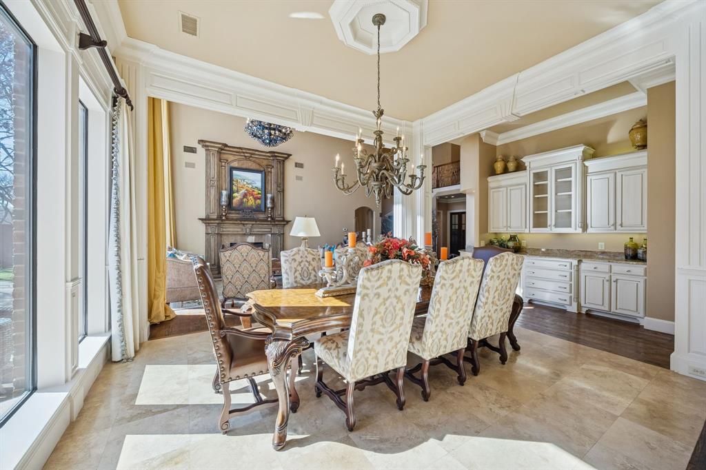 6640 Briar Ridge Lane Property Photo 9
