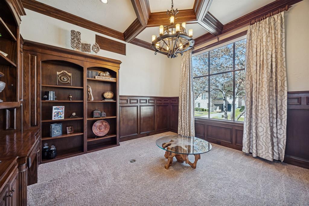 6640 Briar Ridge Lane Property Photo 14