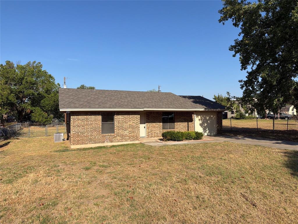 711 Vickie Drive Property Photo 16