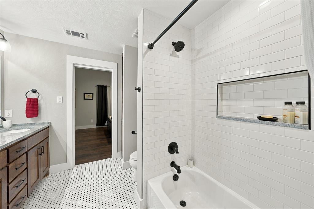 122 Nicholas Way Property Photo 16