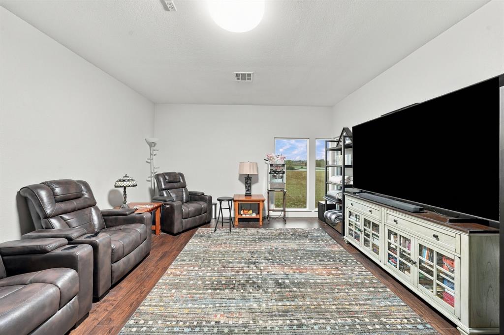 122 Nicholas Way Property Photo 19