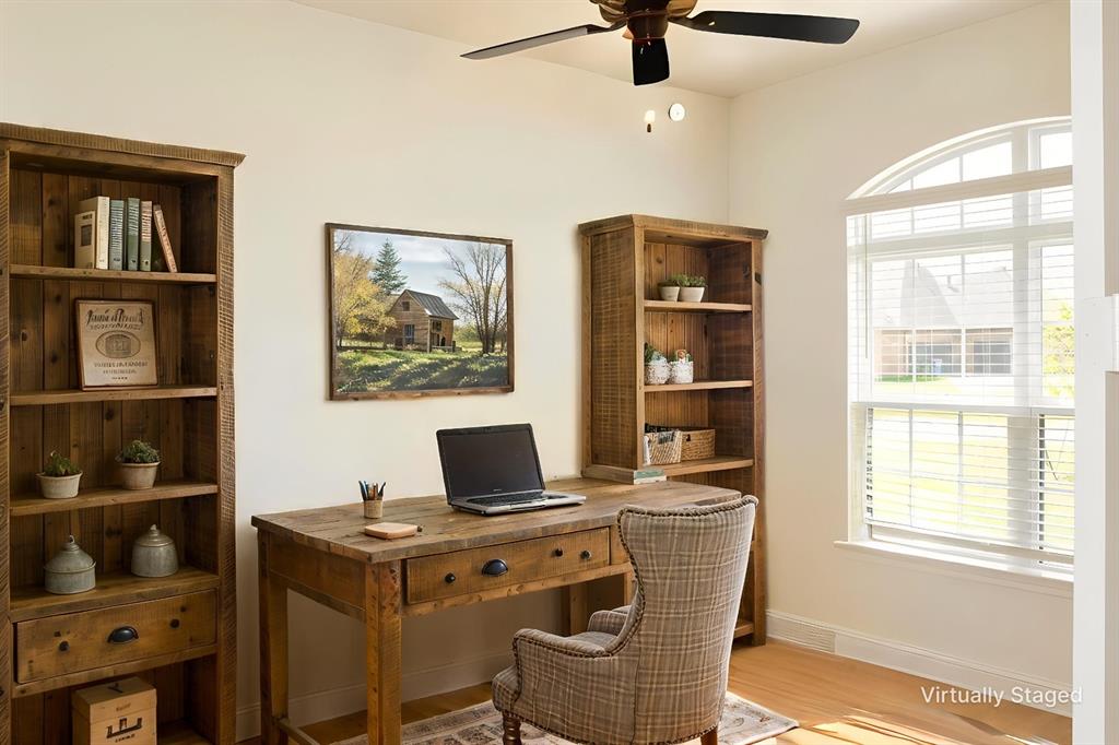 4009 Twin Hills Court Property Photo 8