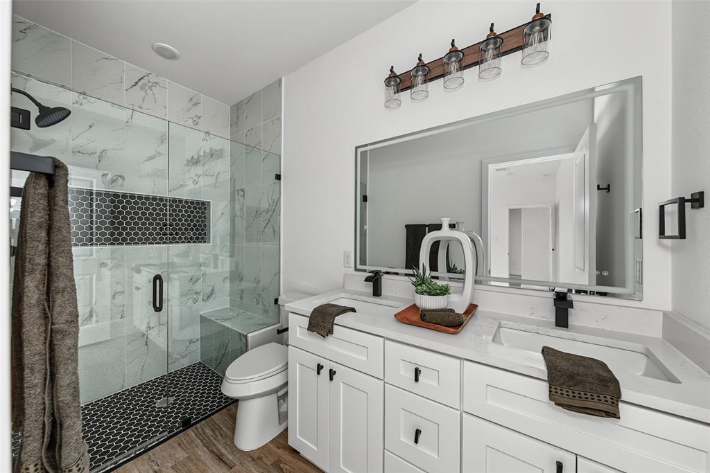 5824 Stonegate Circle Property Photo 12