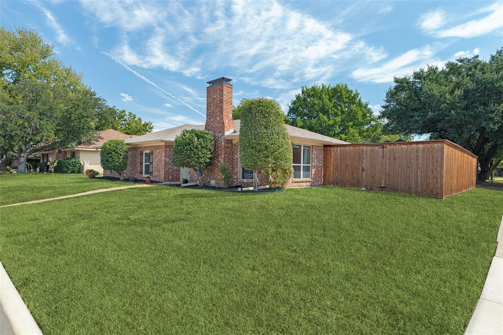 822 Century Park Drive Property Photo 1