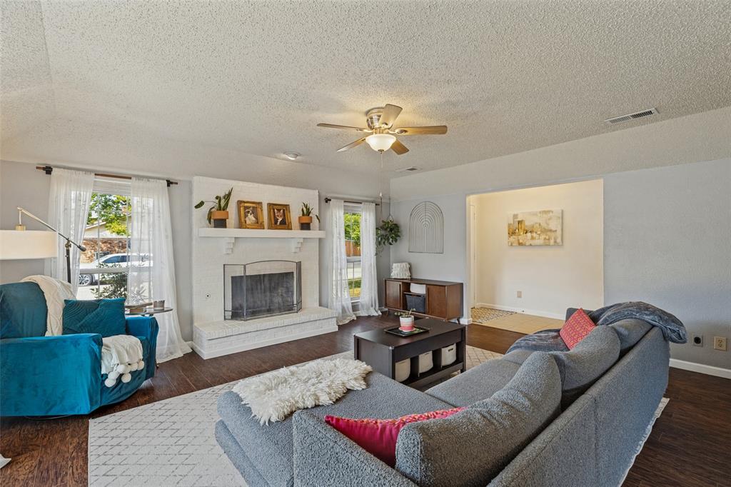 822 Century Park Drive Property Photo 6