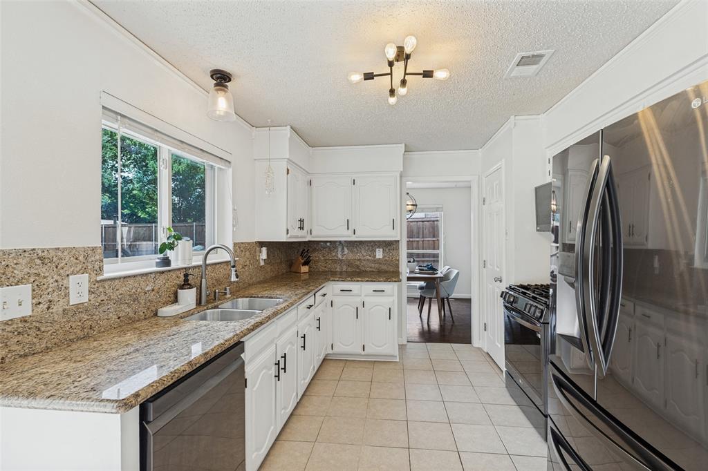 822 Century Park Drive Property Photo 12
