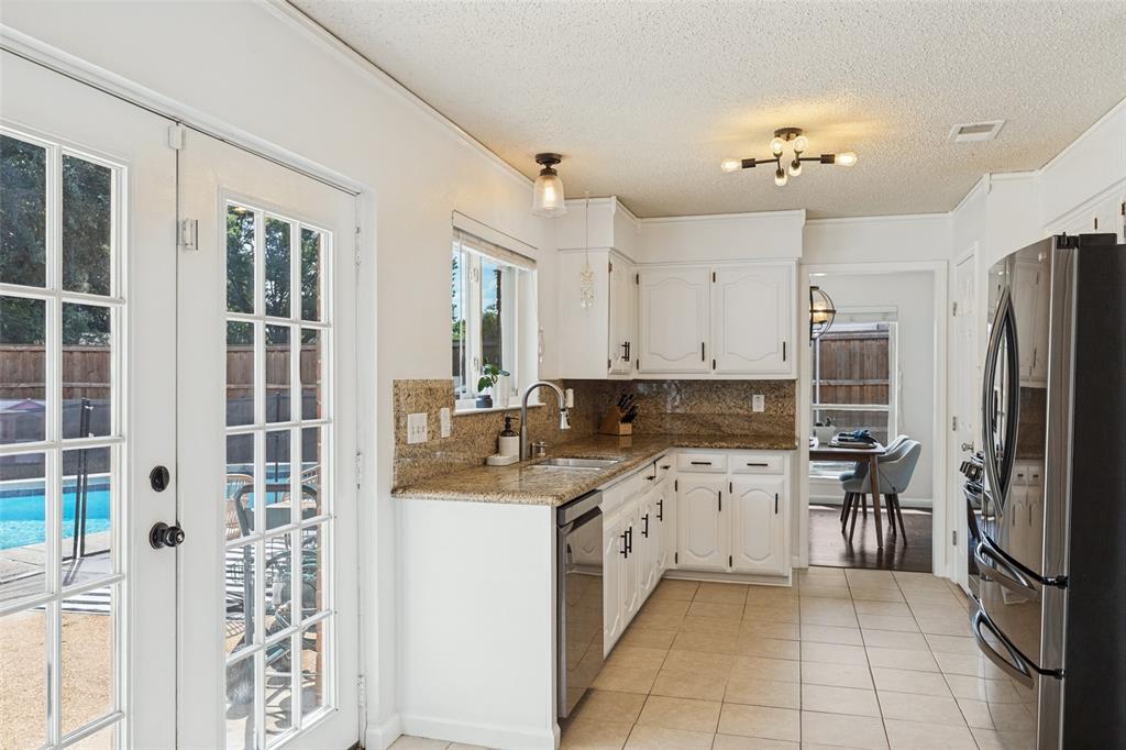 822 Century Park Drive Property Photo 13