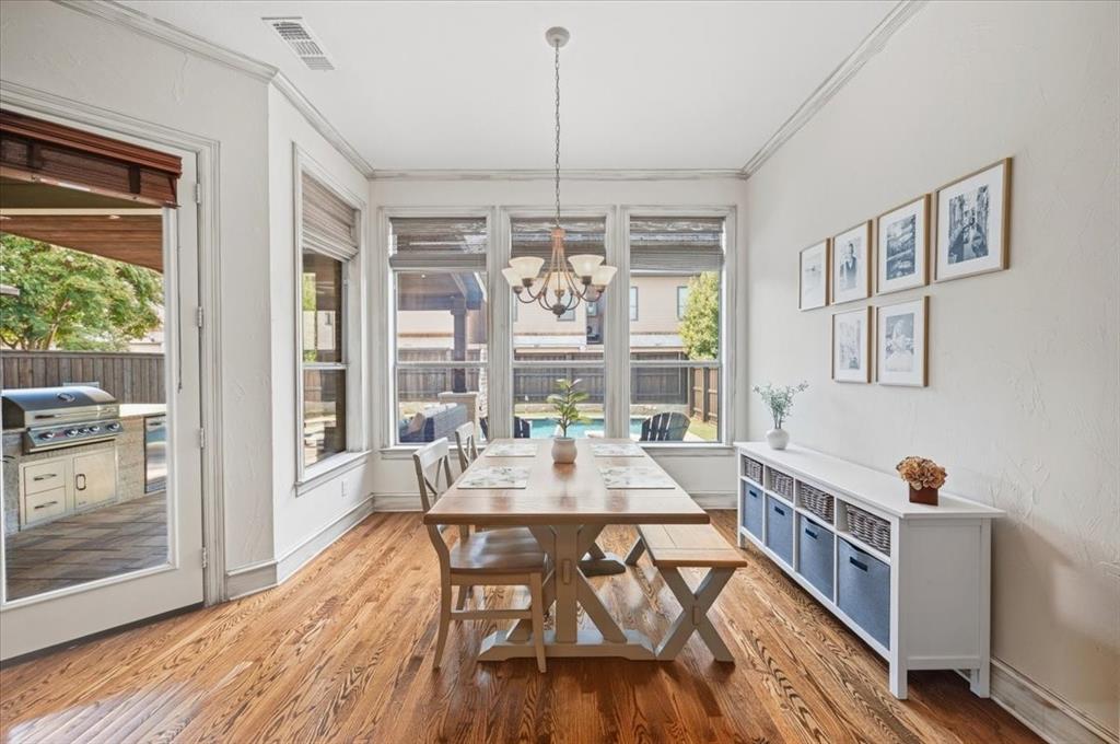 1900 Brookfield Way Property Photo 8