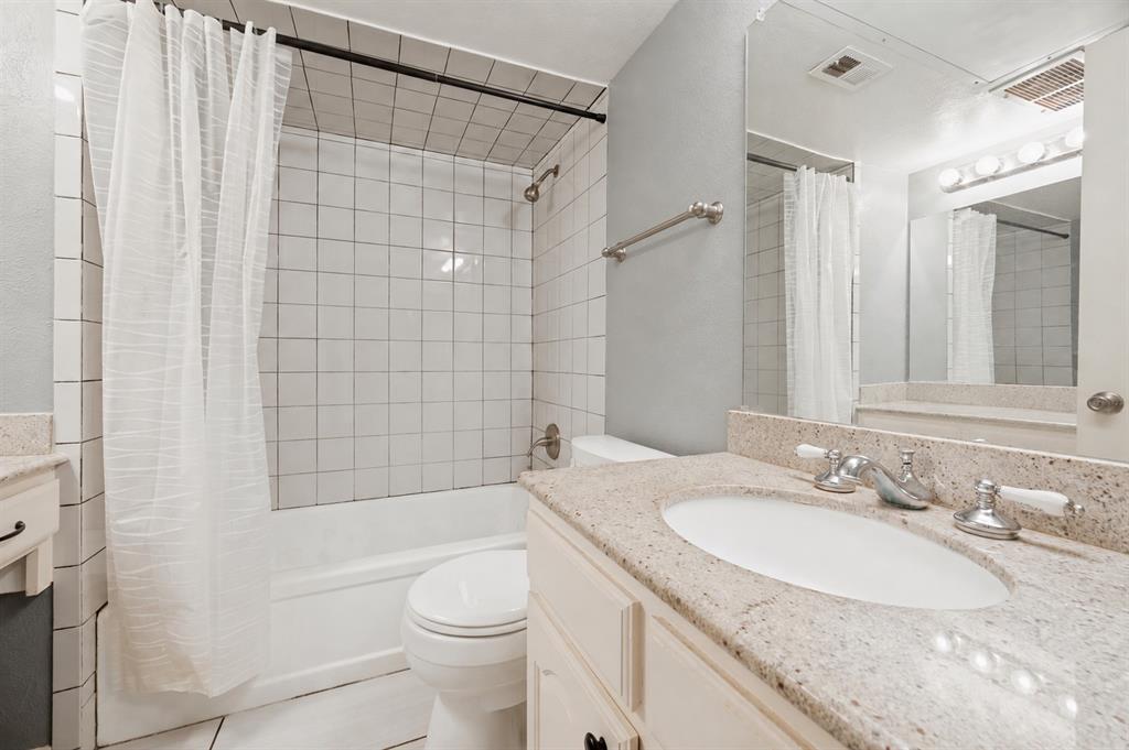 3045 Park Lane 1001 Property Photo 8