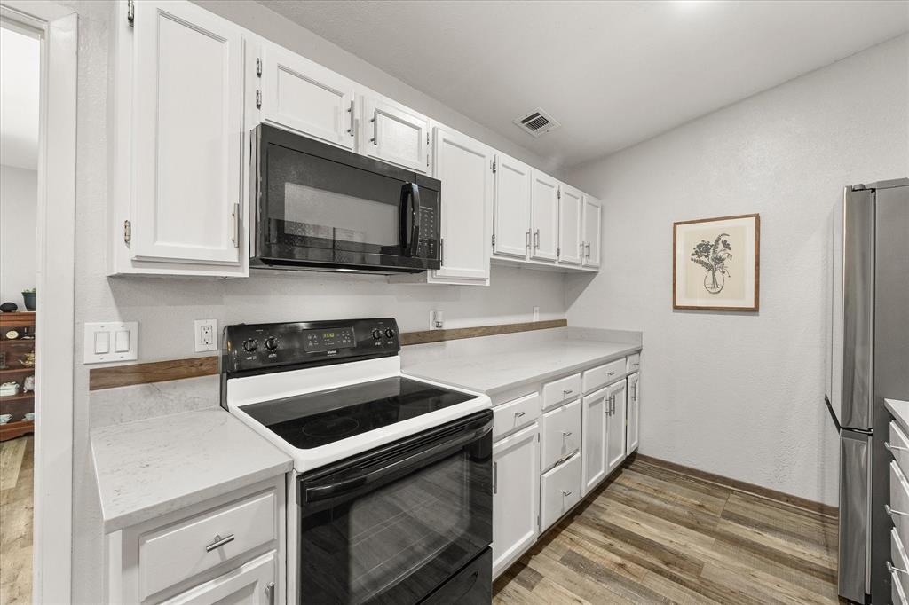 1502 Butterfield Drive Property Photo 10
