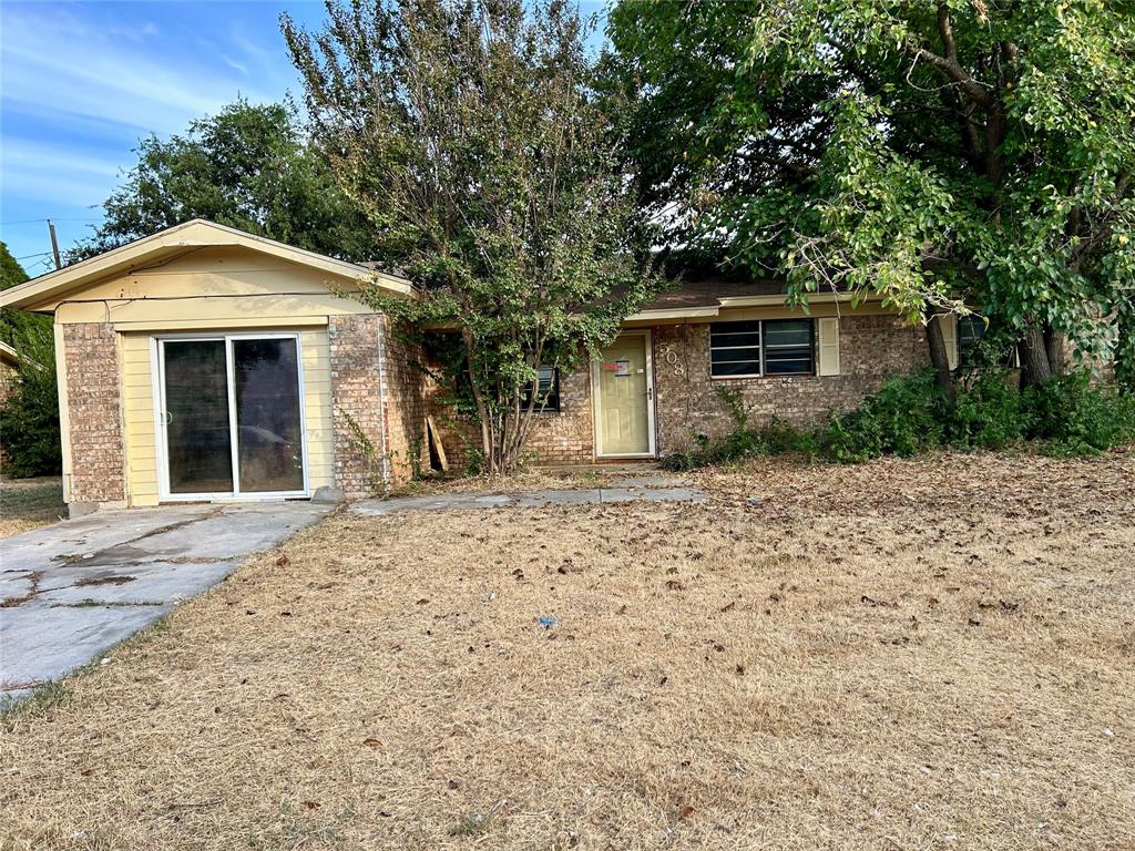 508 Parkway Drive Property Photo 1