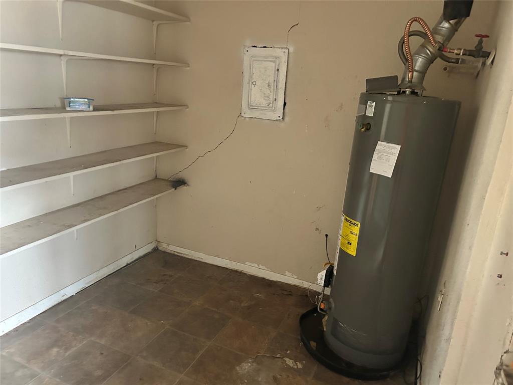 508 Parkway Drive Property Photo 14