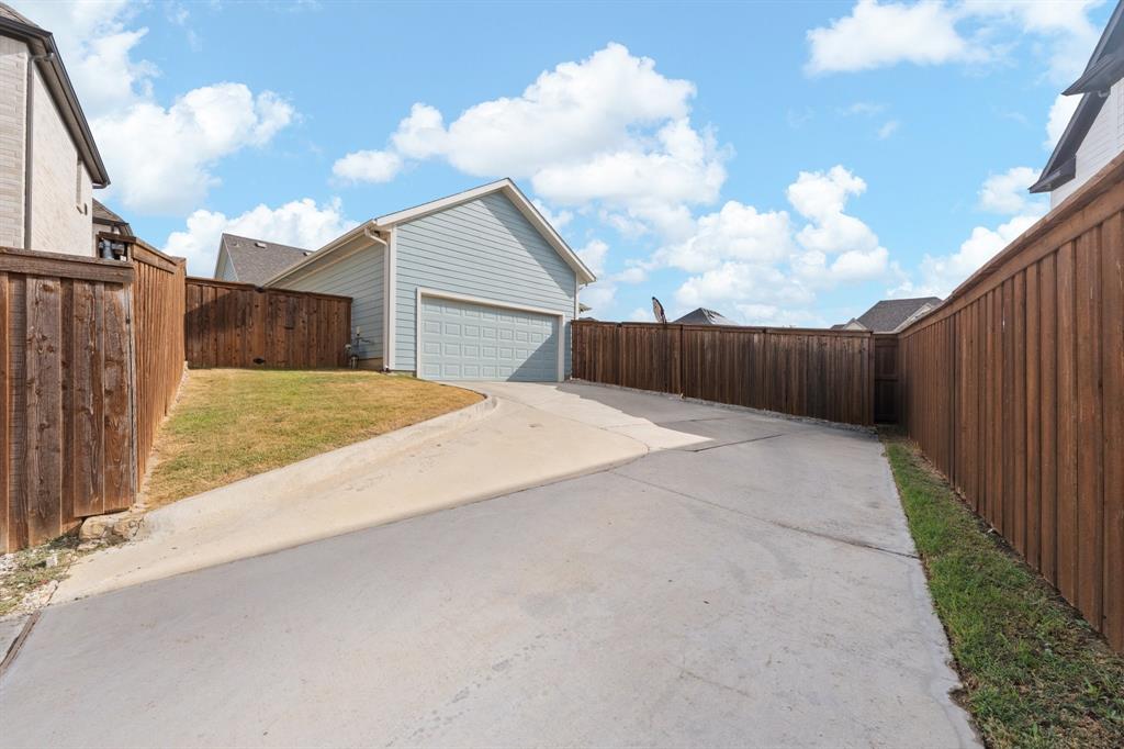 14401 Greymoore Circle Property Photo 27