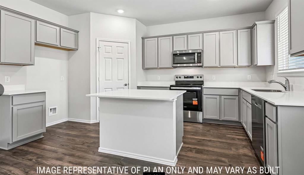 10400 Altair Drive Property Photo 6