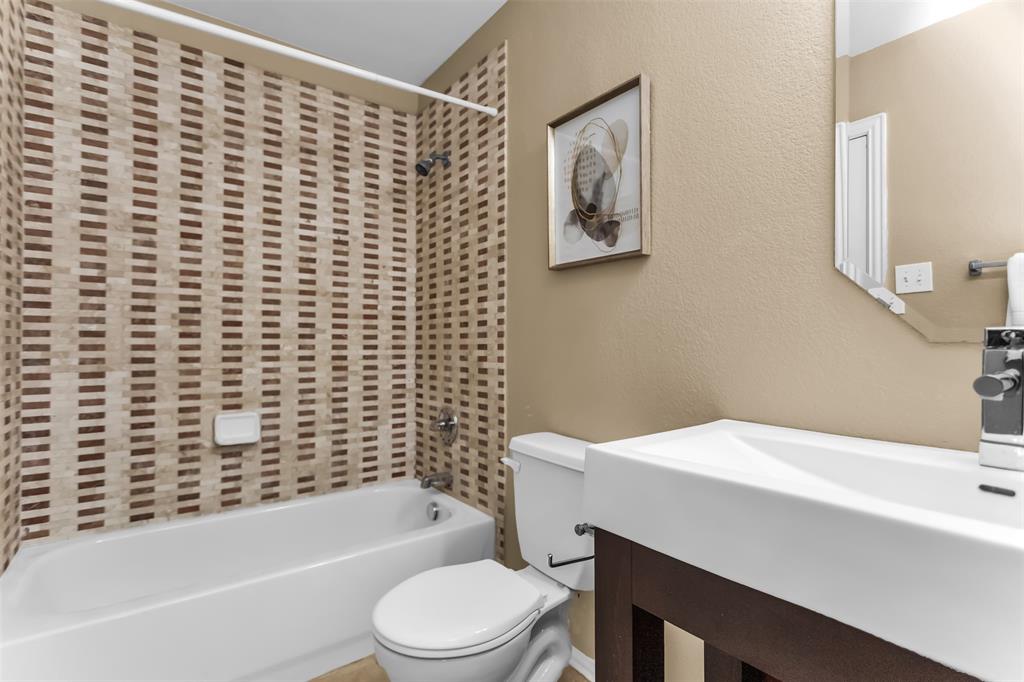 11701 Lampwick Lane Property Photo 30