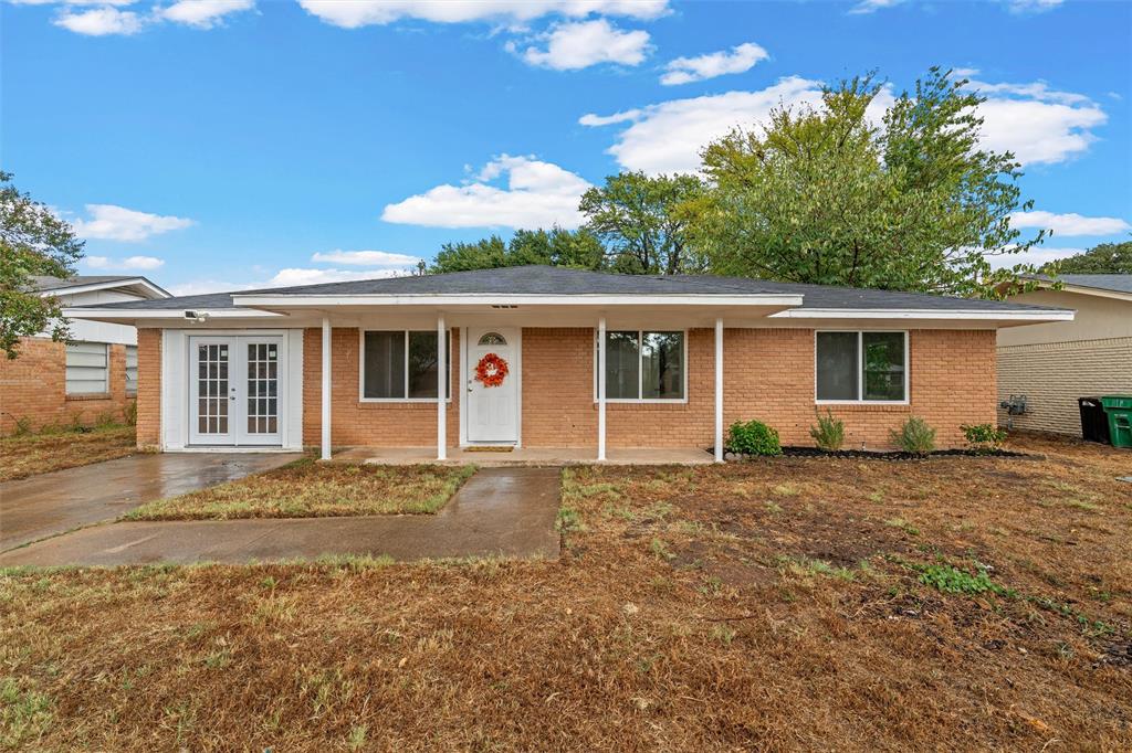 311 S Barbara Street Property Photo 1