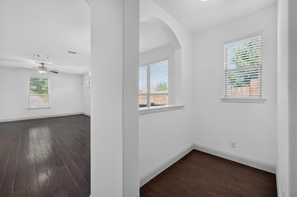3001 Decker Drive Property Photo 6
