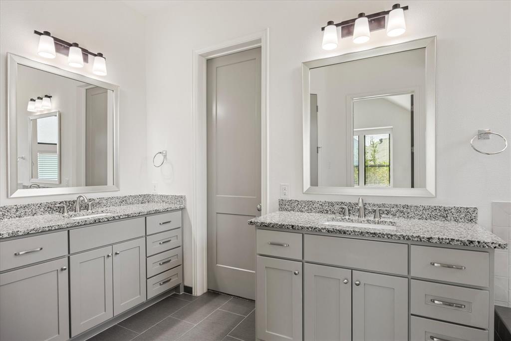 1109 Aviara Court Property Photo 18