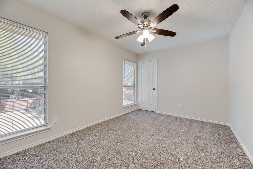 9021 Lakepointe Avenue Property Photo 10