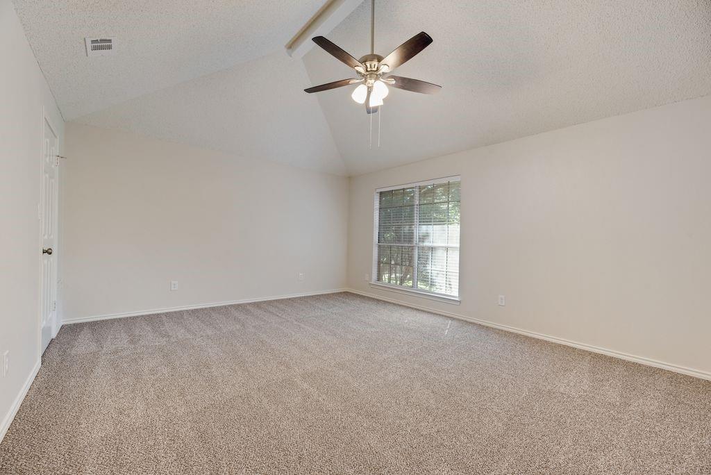 9021 Lakepointe Avenue Property Photo 14