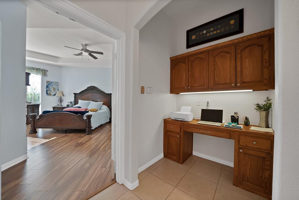 1611 Mustang Court Property Photo 15