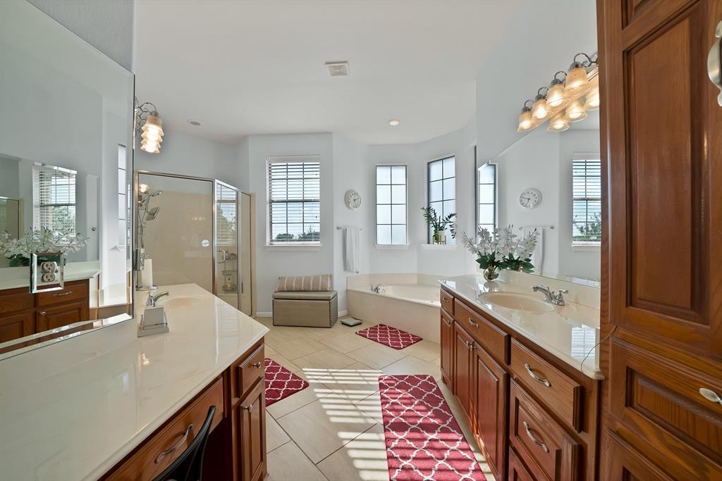 1611 Mustang Court Property Photo 20